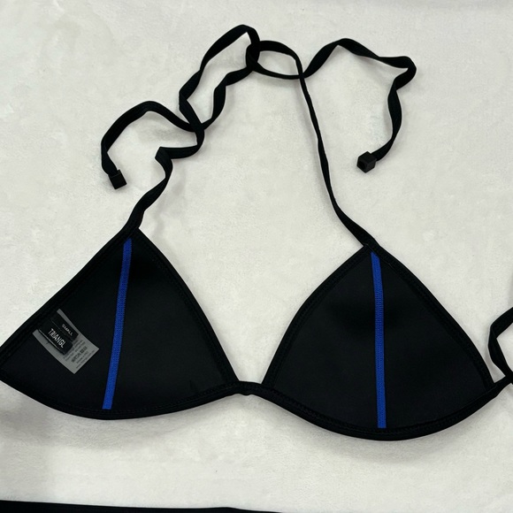 TRIANGL Women’s Triangle Bikini Top & Bottoms - deep blue, size Small & Medium - Picture 10 of 14